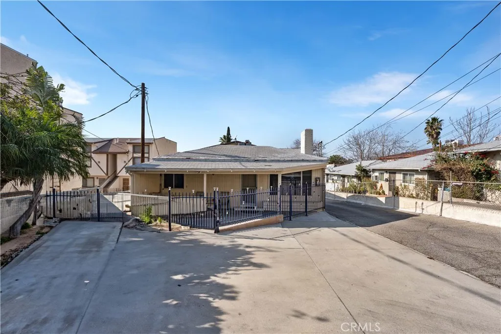 10139 Hillhaven Avenue, Tujunga, California 91042 home-pic-6